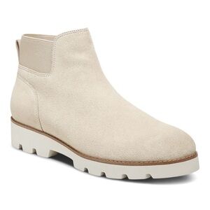 Vionic Tan Ankle Booties